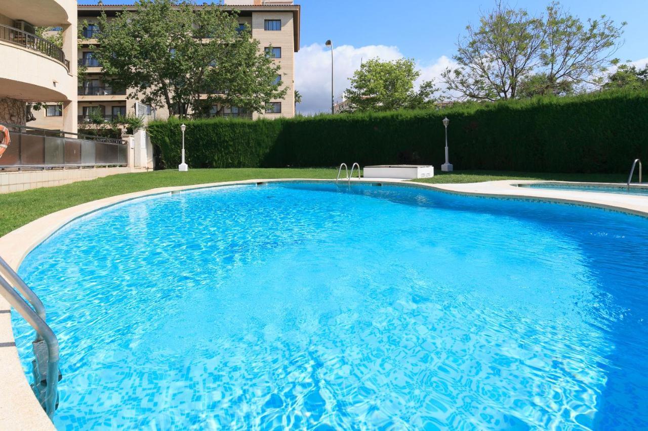 Uhc Stella Maris Apartments Кембрилс Екстериор снимка